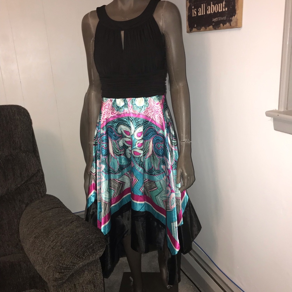 Gorgeous Dress.  Sz 14.  MUST BUNDLE
